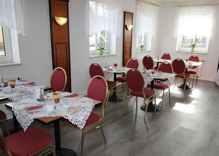 Hotel&restaurant Am Rosenhügel Jüchsen