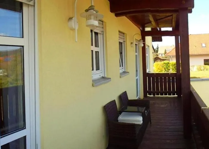 ホテル & Restaurant Am Rosenhuegel 3*